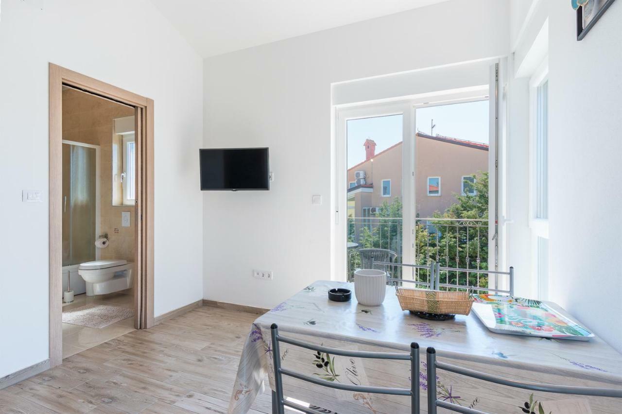 Guesthouse Bencun Медулин Экстерьер фото