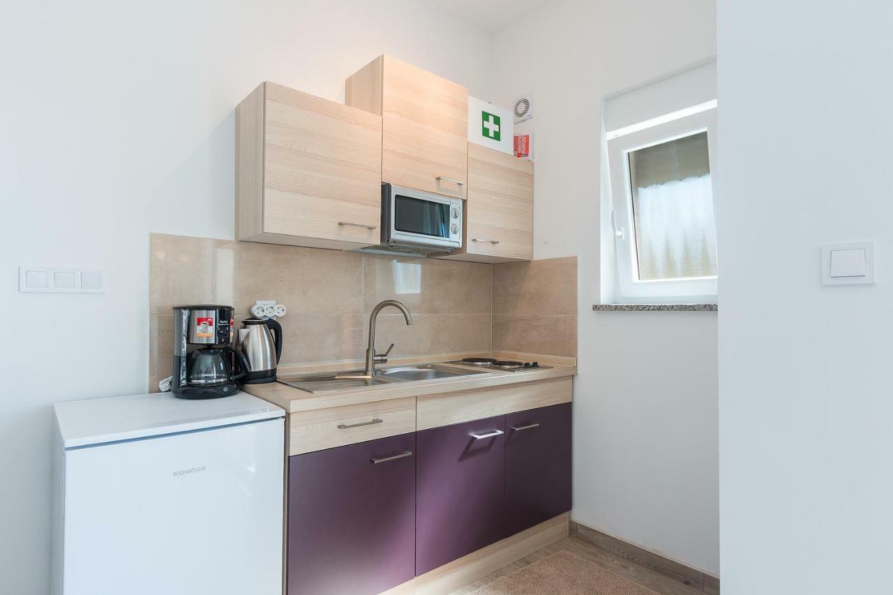 Guesthouse Bencun Медулин Экстерьер фото