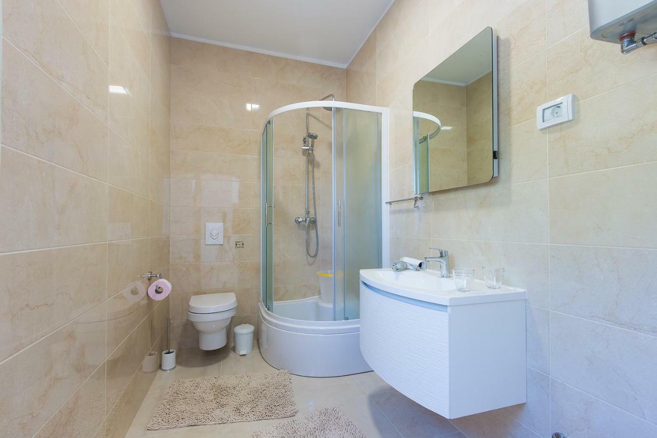 Guesthouse Bencun Медулин Экстерьер фото