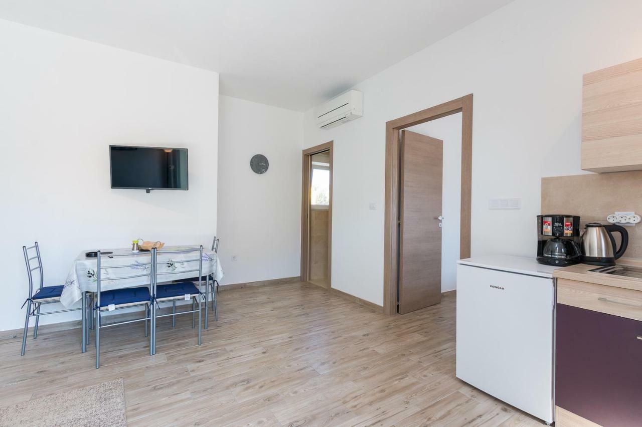 Guesthouse Bencun Медулин Экстерьер фото
